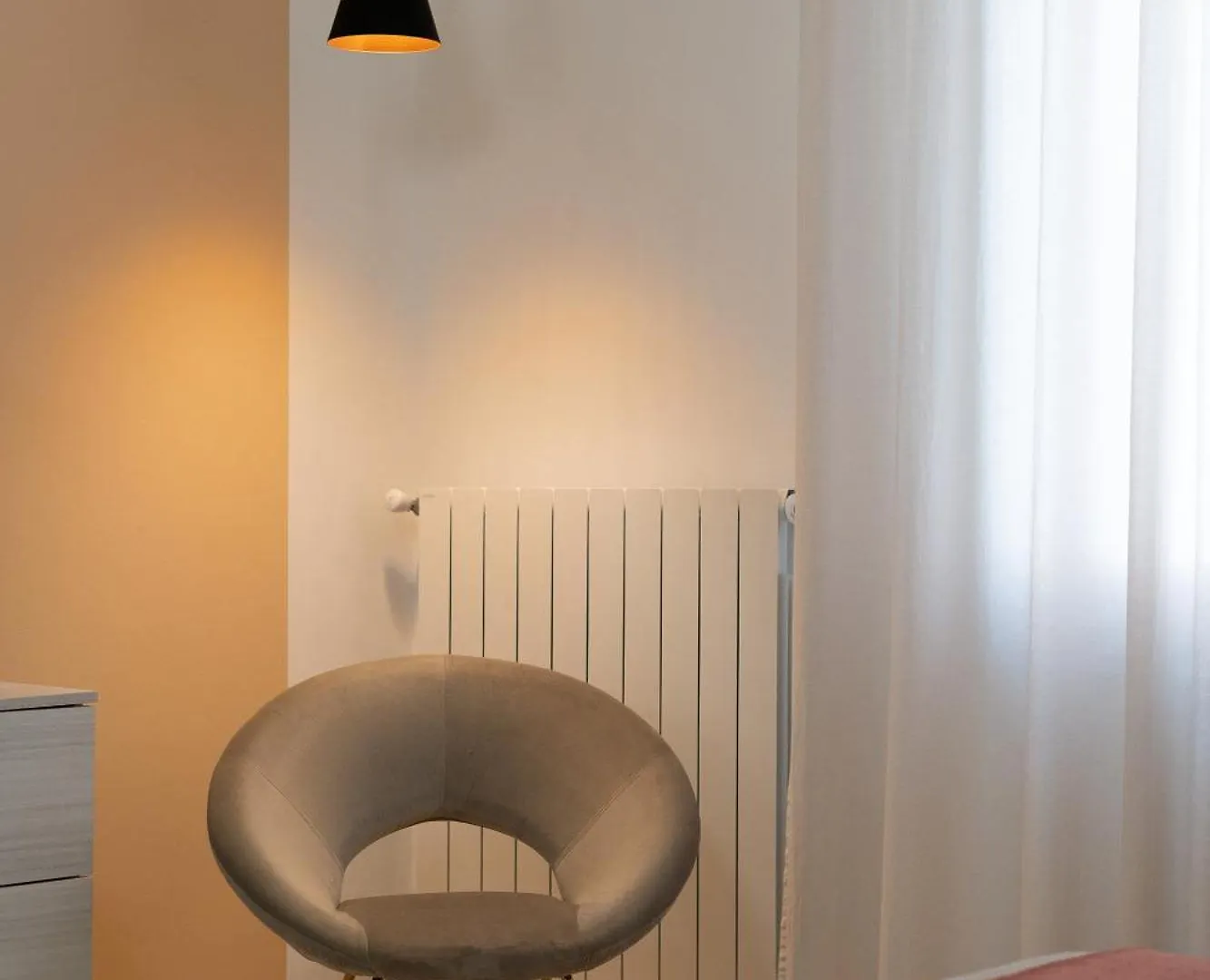 Casa Daura - Your Comfortable Apartment In Bologna - Parking Italy